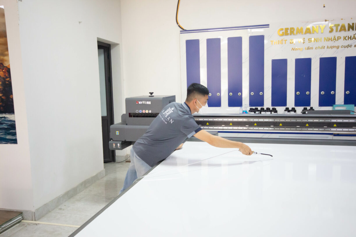 lưu ý khi in tranh UV