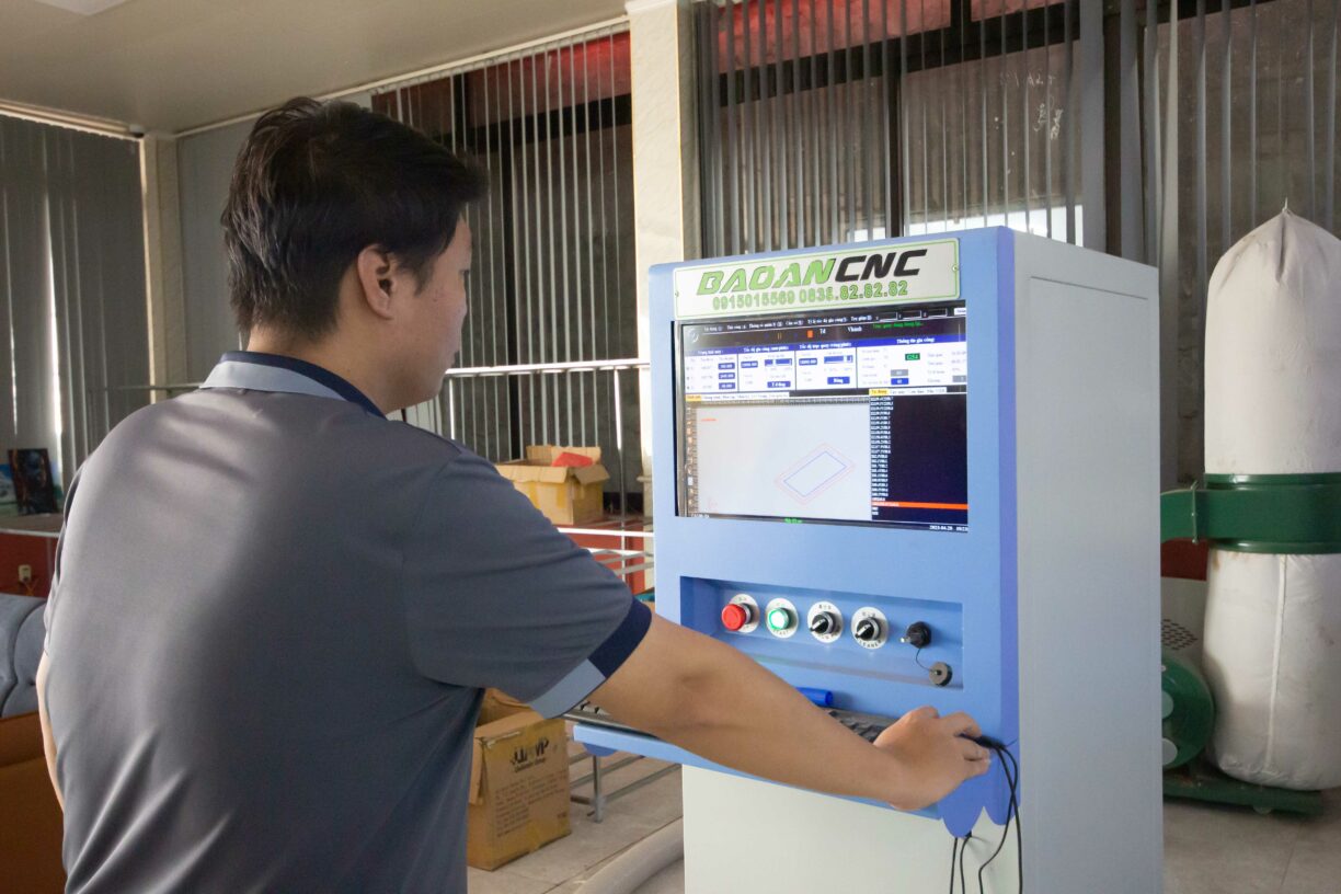 tấm ốp nhựa in UV